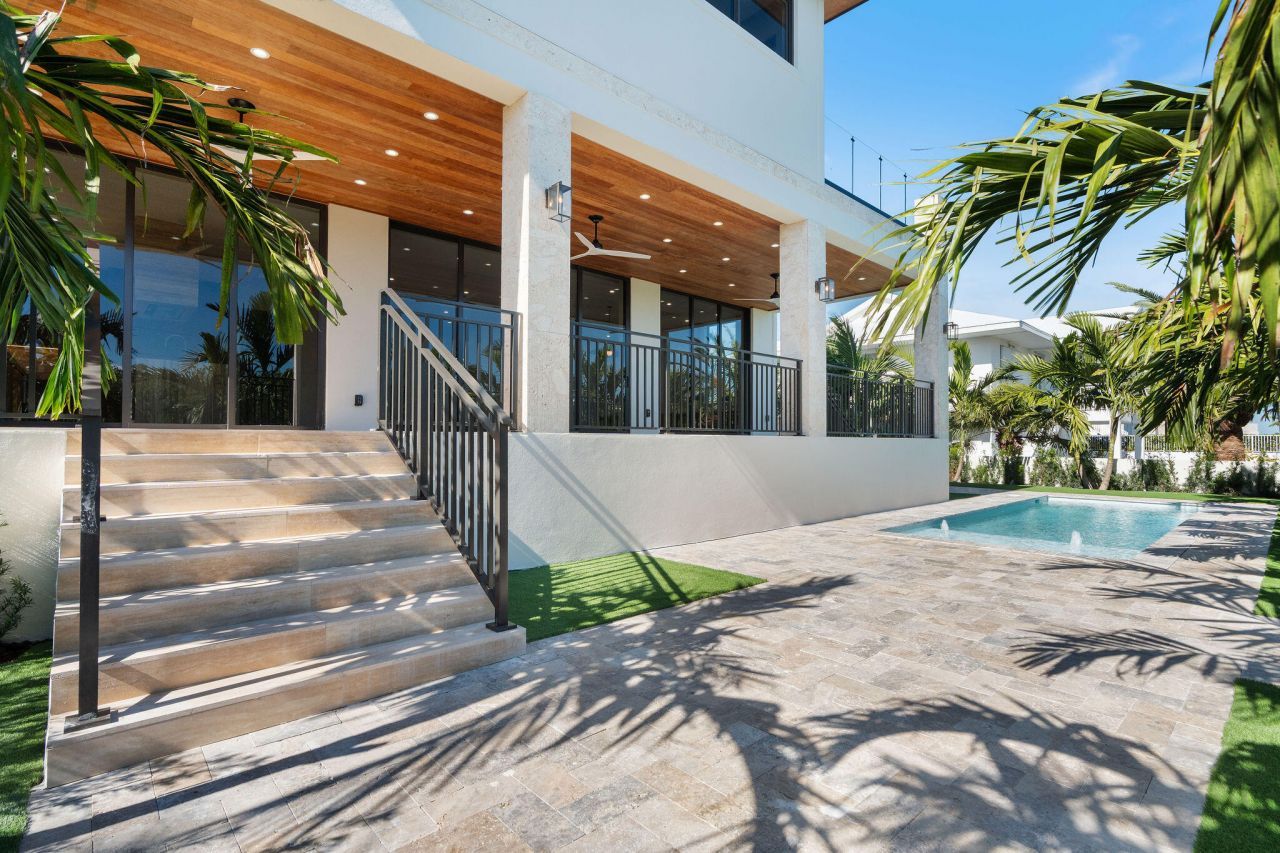 230 15th Circle, Key Colony, FL 33051 Photo