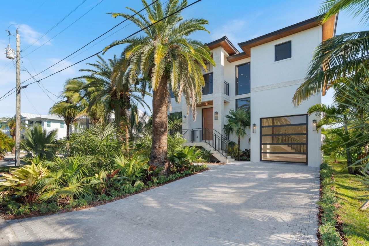 230 15th Circle, Key Colony, FL 33051 Photo