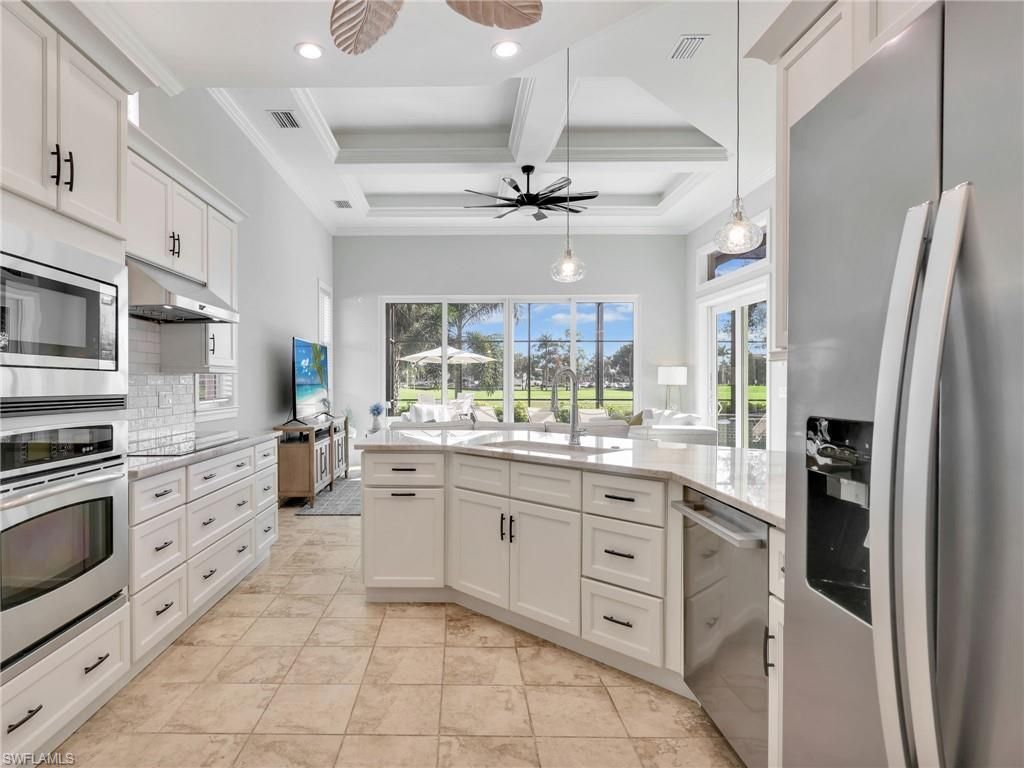 7864 Valencia Ct, Naples, FL 34113 Photo