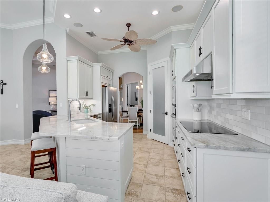 7864 Valencia Ct, Naples, FL 34113 Photo