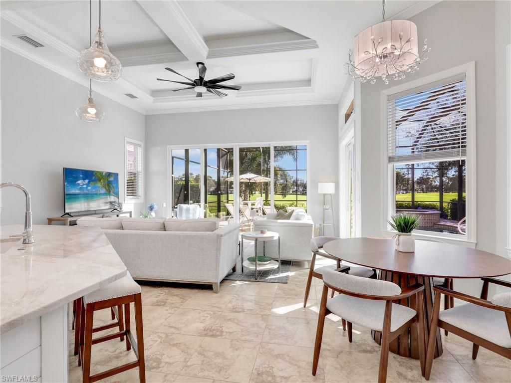 7864 Valencia Ct, Naples, FL 34113 Photo