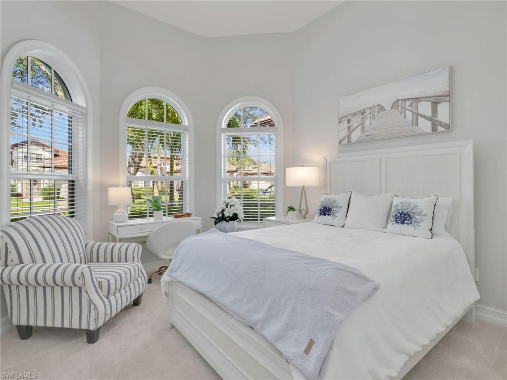 7864 Valencia Ct, Naples, FL 34113 Photo