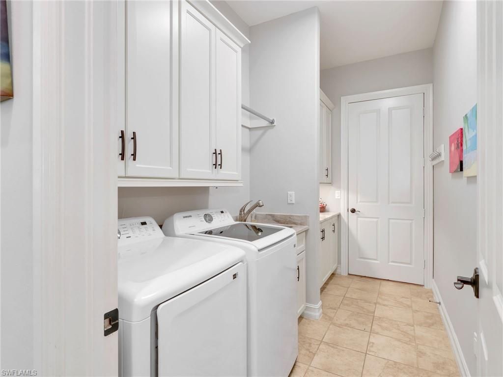 7864 Valencia Ct, Naples, FL 34113 Photo
