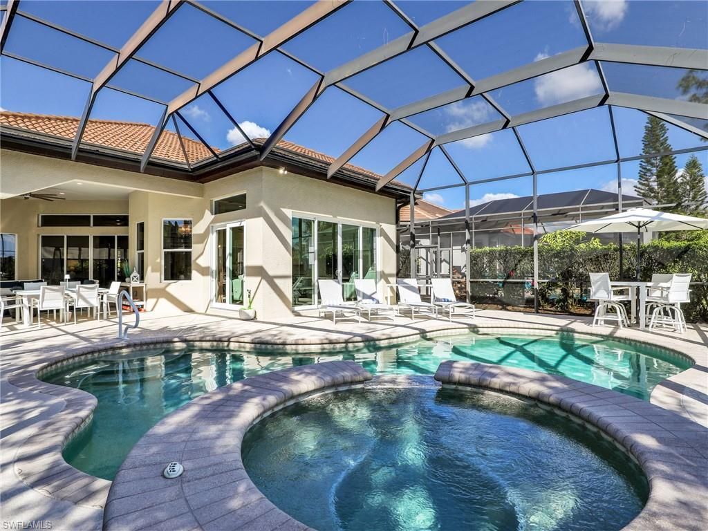 7864 Valencia Ct, Naples, FL 34113 Photo