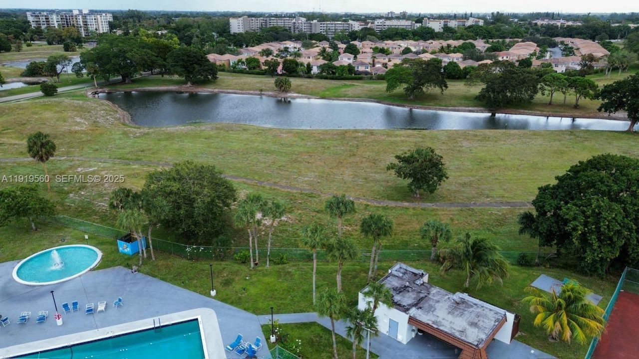 7051 Environ Blvd, Unit 436, Lauderhill, FL 33319 Photo