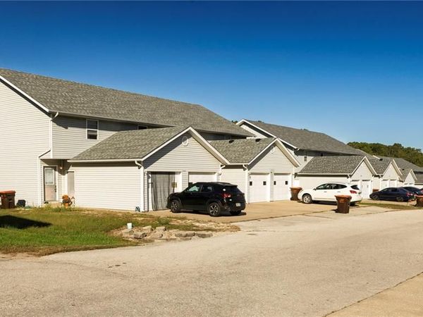 24890 Scenic Drive, Waynesville, MO 65583