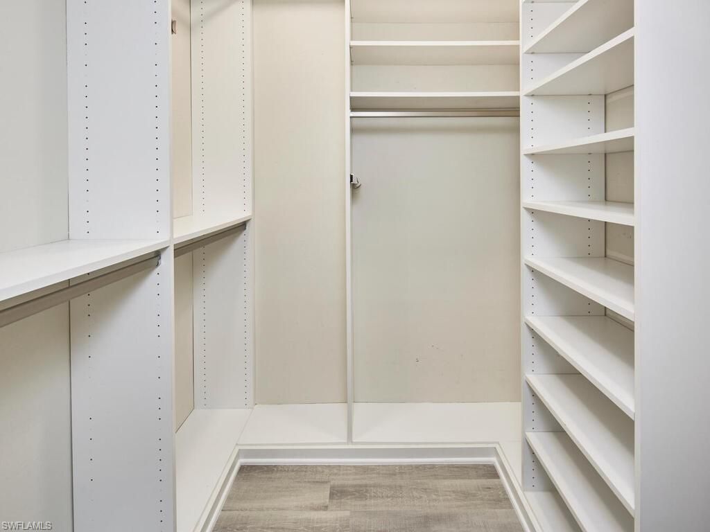 575 Park Shore Dr, Unit H2, Naples, FL 34103 Photo