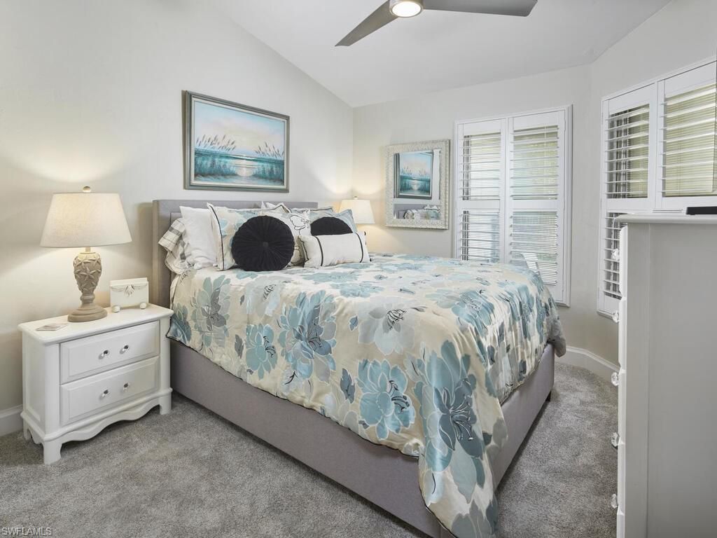 575 Park Shore Dr, Unit H2, Naples, FL 34103 Photo