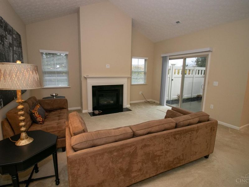 9107 Park Place Circle, West Chester, OH 45069 Photo 4