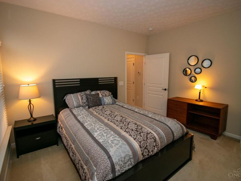 9107 Park Place Circle, West Chester, OH 45069 Photo 7