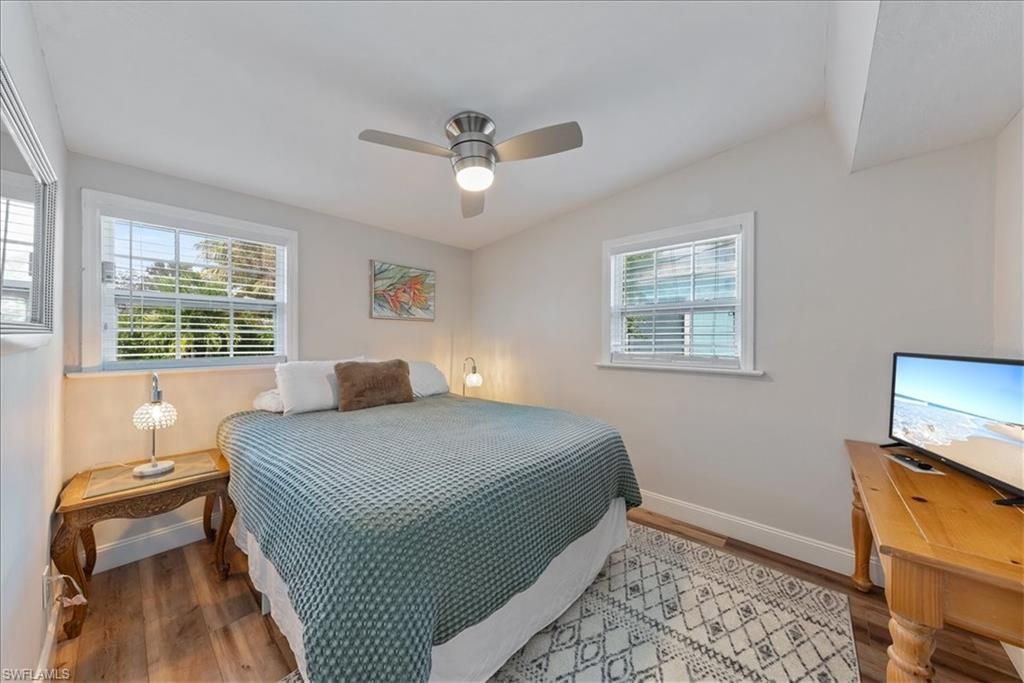 1280 Embassy Ln, Naples, FL 34104 Photo