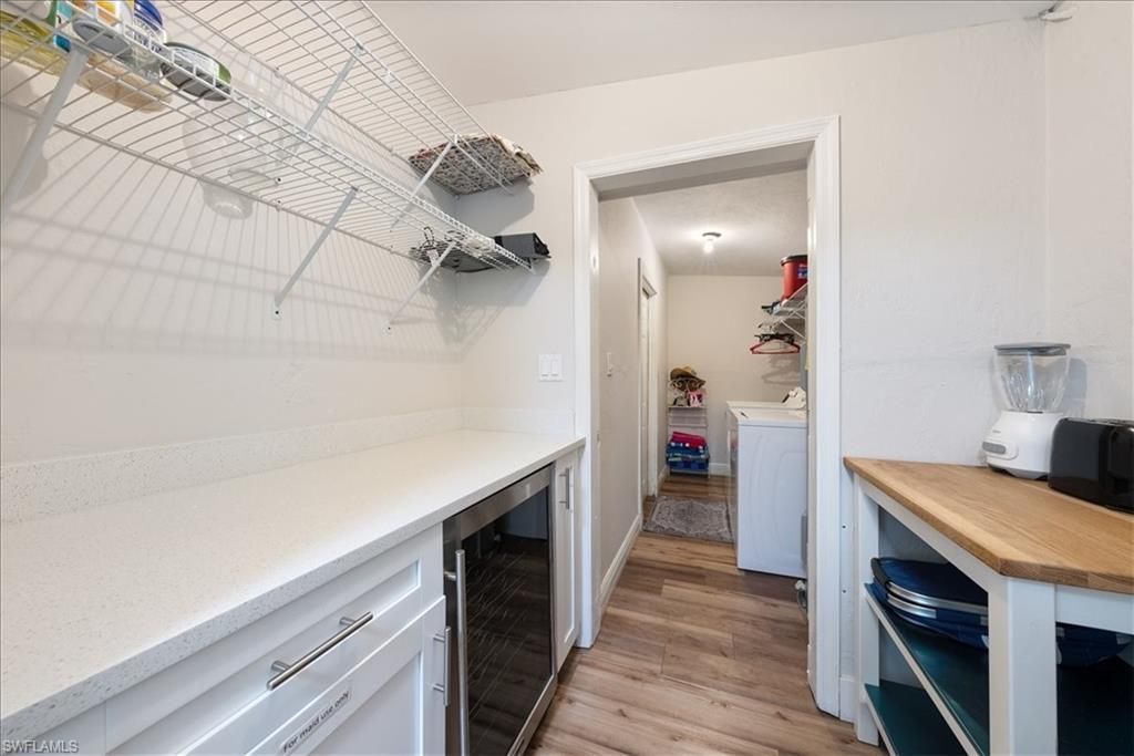 1280 Embassy Ln, Naples, FL 34104 Photo