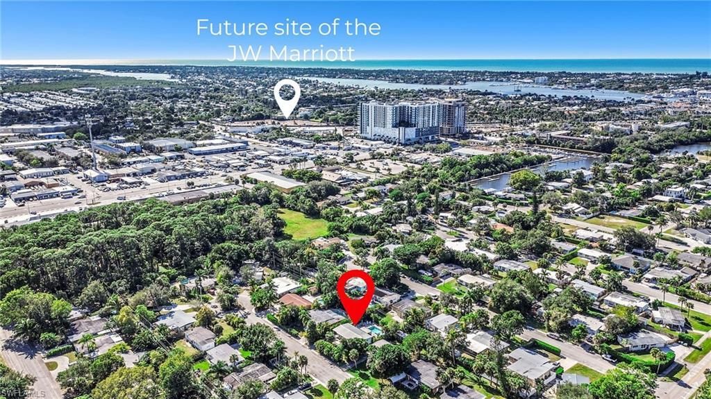 1280 Embassy Ln, Naples, FL 34104 Photo