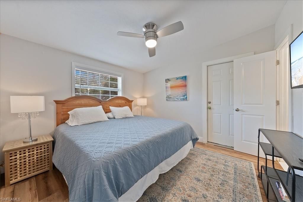 1280 Embassy Ln, Naples, FL 34104 Photo