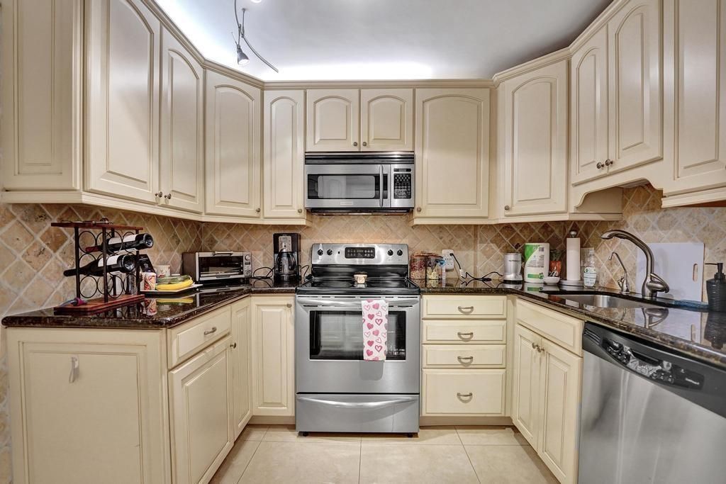 2000 S Ocean Boulevard, Unit 4C, Lauderdale by the Sea, FL 33062 Photo