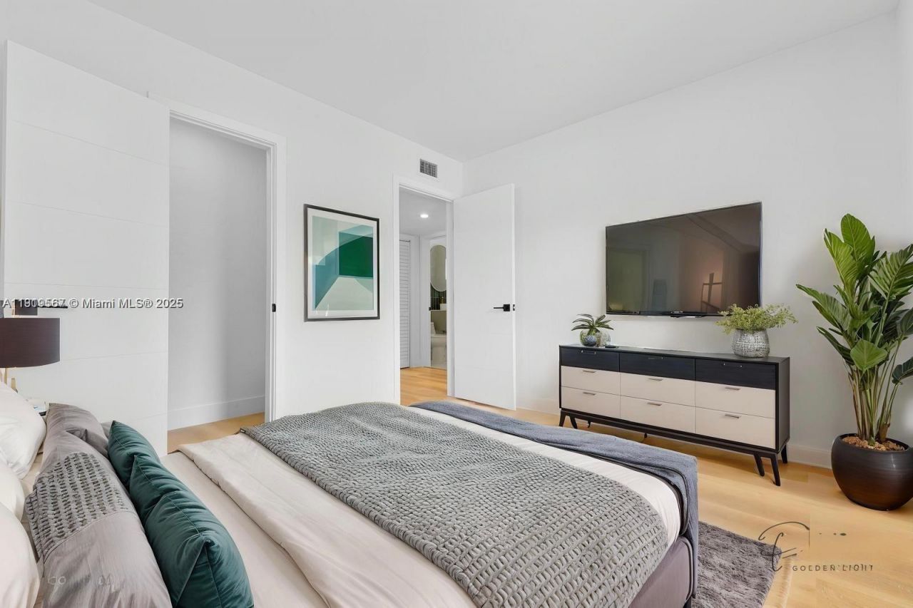 75 NW 125th St, North Miami, FL 33168 Photo