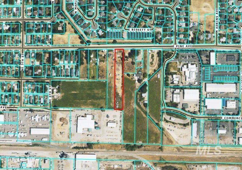 825 E Pine Ave, Meridian, ID 83642 Main Photo