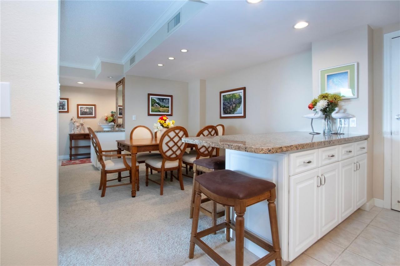 1212 Benjamin Franklin Drive, Unit 607, Sarasota, FL 34236 Photo