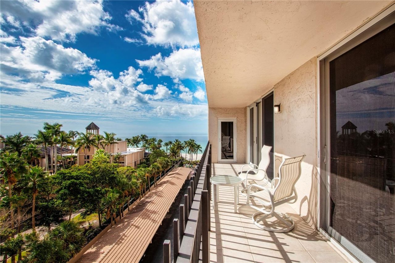 1212 Benjamin Franklin Drive, Unit 607, Sarasota, FL 34236 Photo