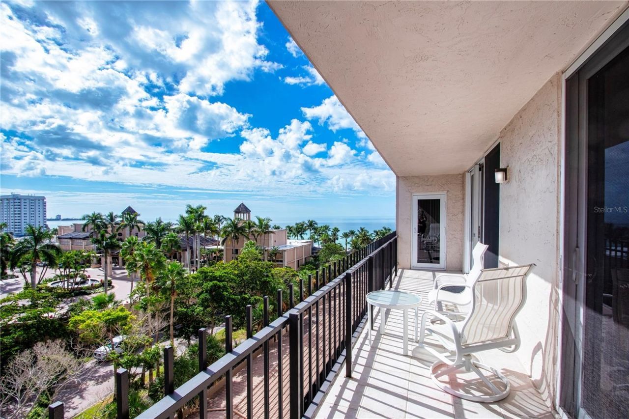 1212 Benjamin Franklin Drive, Unit 607, Sarasota, FL 34236 Photo