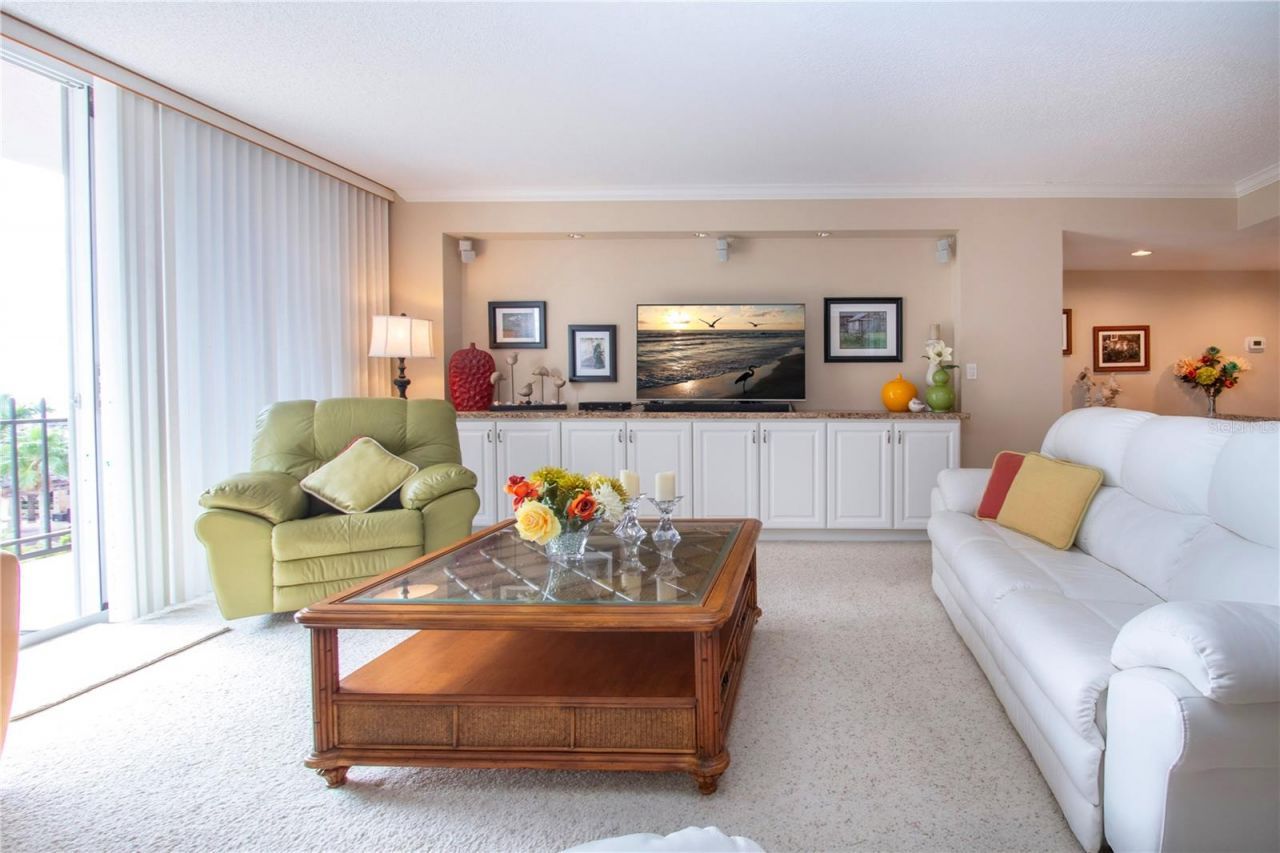 1212 Benjamin Franklin Drive, Unit 607, Sarasota, FL 34236 Photo