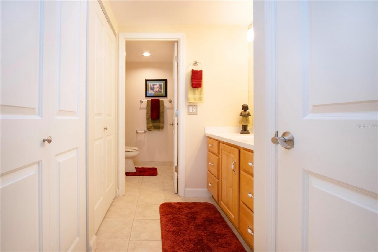 1212 Benjamin Franklin Drive, Unit 607, Sarasota, FL 34236 Photo