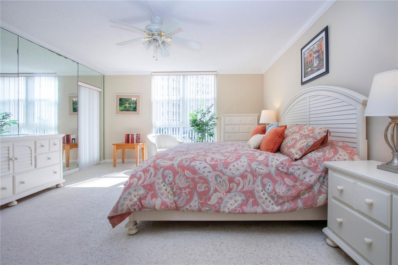 1212 Benjamin Franklin Drive, Unit 607, Sarasota, FL 34236 Photo