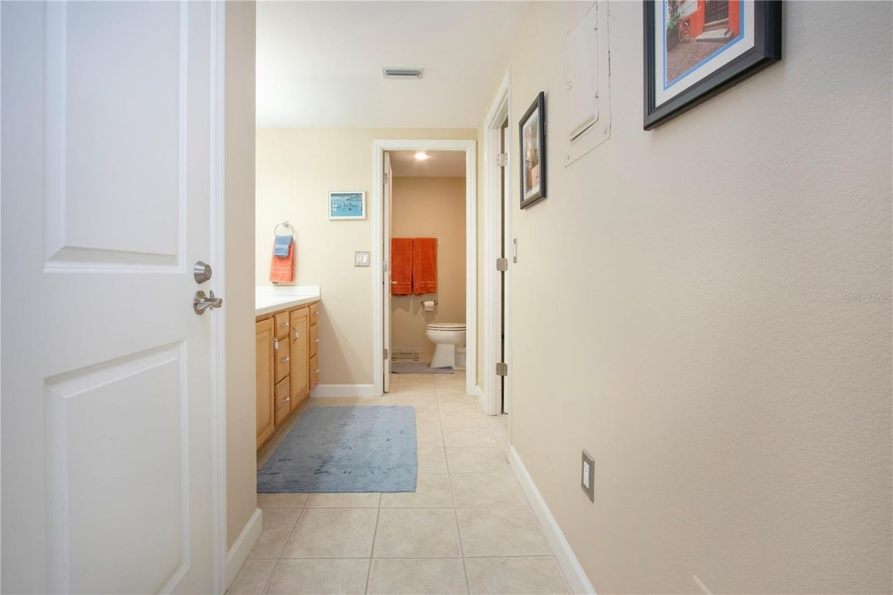 1212 Benjamin Franklin Drive, Unit 607, Sarasota, FL 34236 Photo