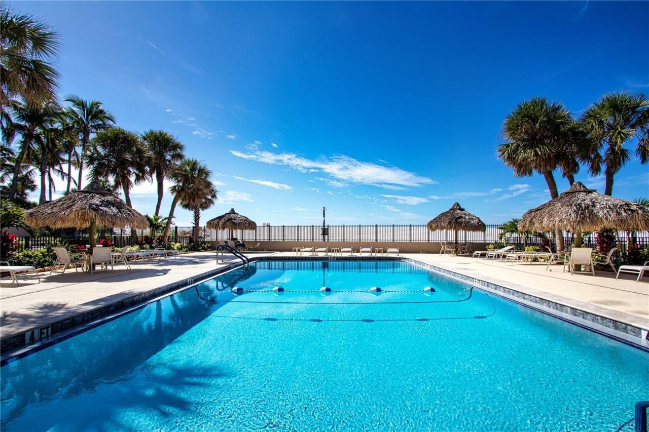 1212 Benjamin Franklin Drive, Unit 607, Sarasota, FL 34236 Photo