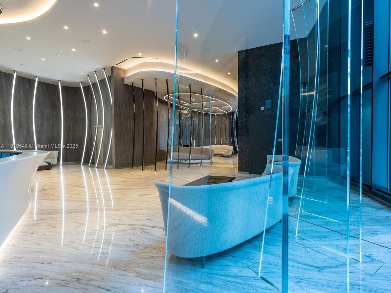 1000 Brickell Plz, Unit 3207, Miami, FL 33131 Photo