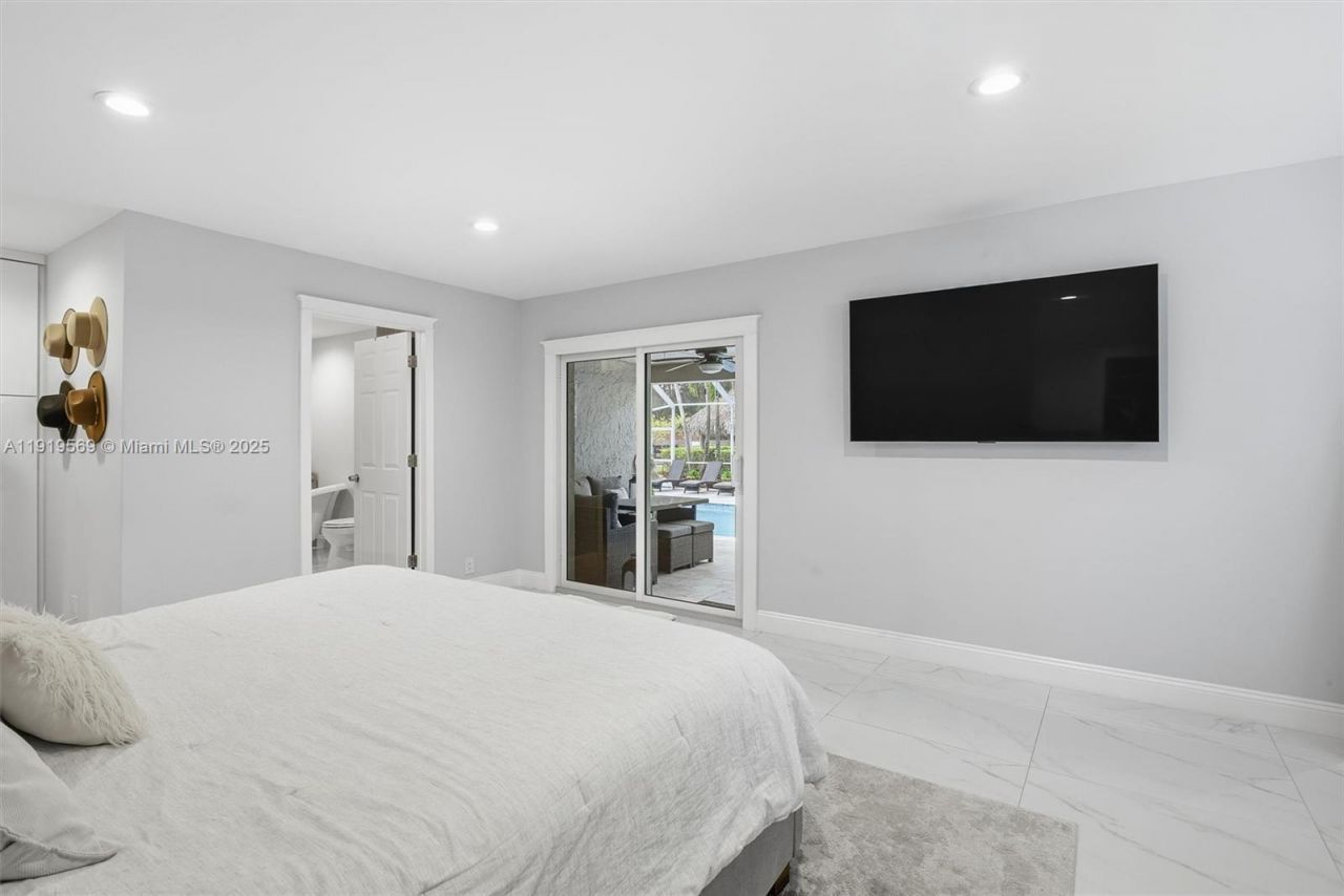 5601 SW 195th Ter, Southwest Ranches, FL 33332 Photo