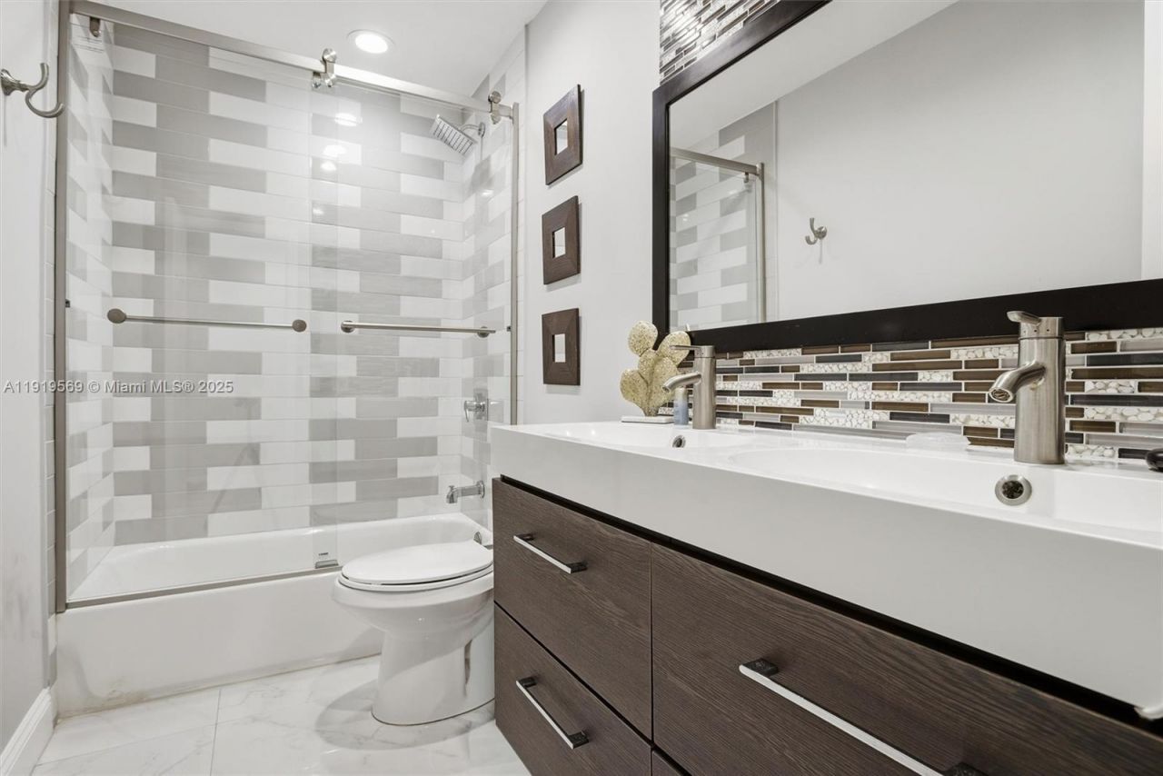 5601 SW 195th Ter, Southwest Ranches, FL 33332 Photo