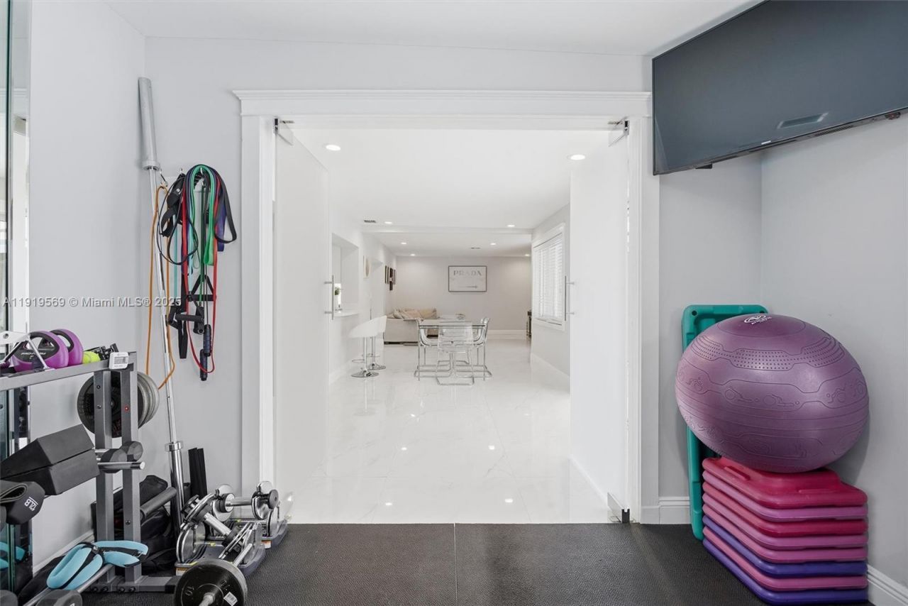 5601 SW 195th Ter, Southwest Ranches, FL 33332 Photo