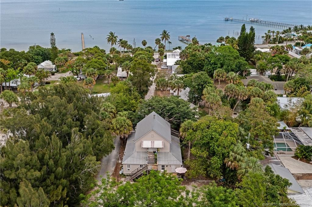 2172 NE Poinciana Terrace, Jensen Beach, FL 34957 Photo