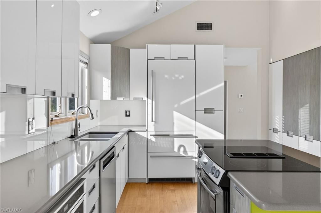 4400 Gulf Pines Dr, Sanibel, FL 33957 Photo