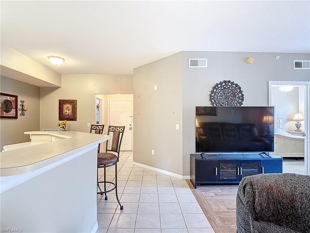 15630 Ocean Walk Cir, Unit 102, Fort Myers, FL 33908 Photo