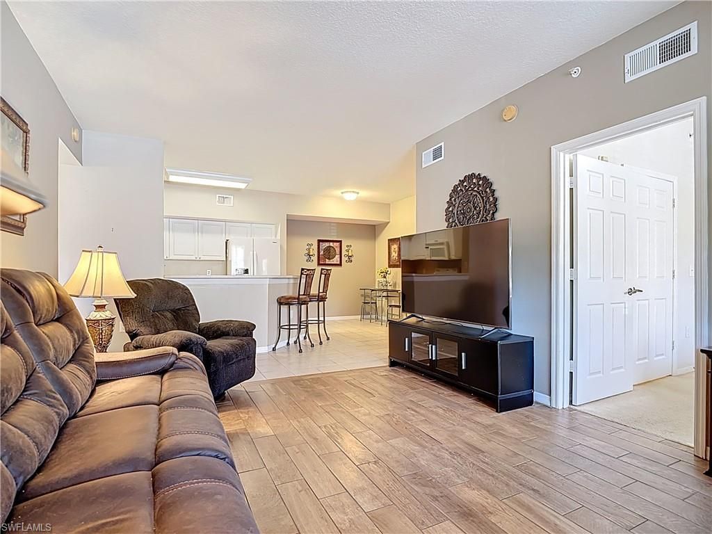 15630 Ocean Walk Cir, Unit 102, Fort Myers, FL 33908 Photo