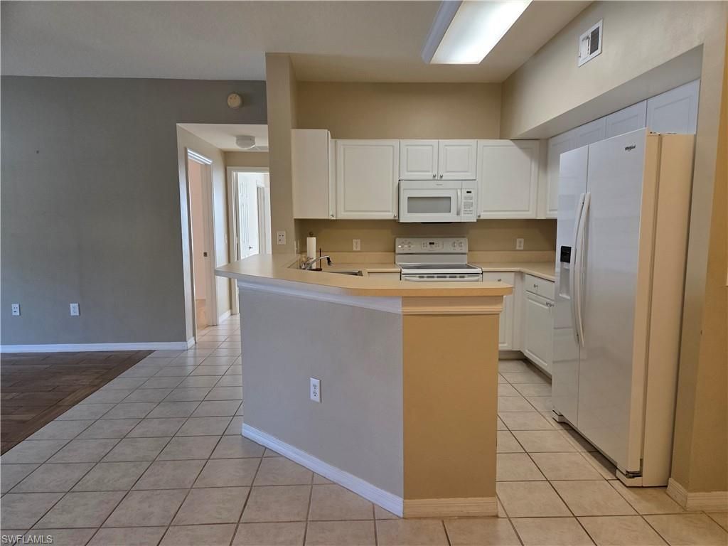 15630 Ocean Walk Cir, Unit 102, Fort Myers, FL 33908 Photo