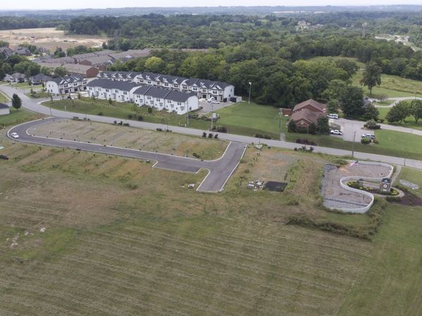 55 Manchester Blvd, Lebanon, TN 37090