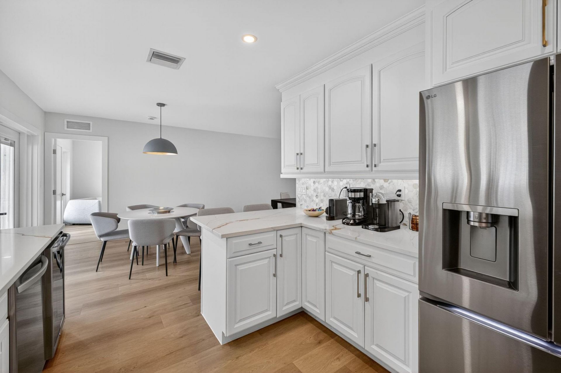 5950 NE 28th Avenue, Fort Lauderdale, FL 33308 Photo