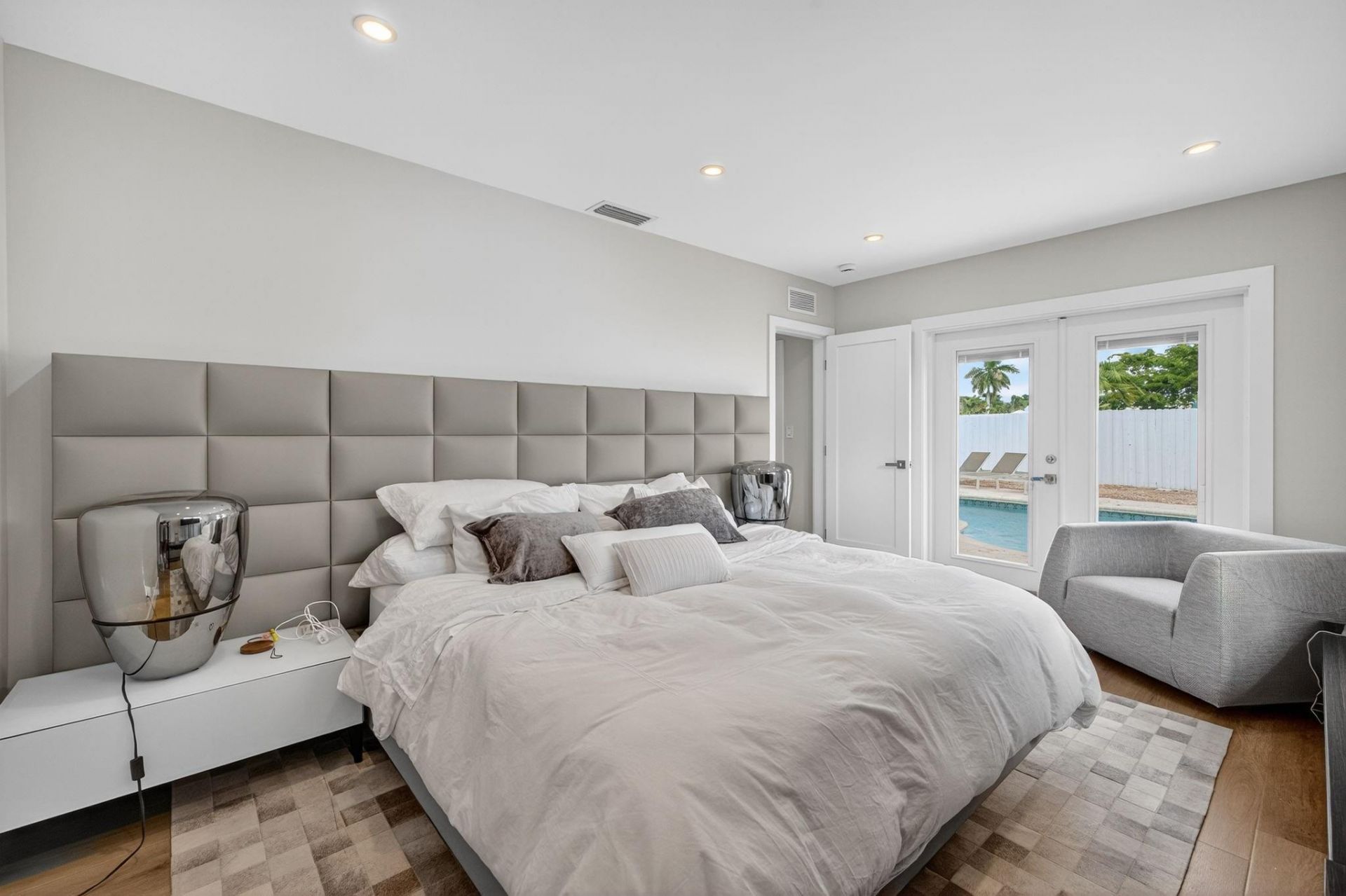 5950 NE 28th Avenue, Fort Lauderdale, FL 33308 Photo