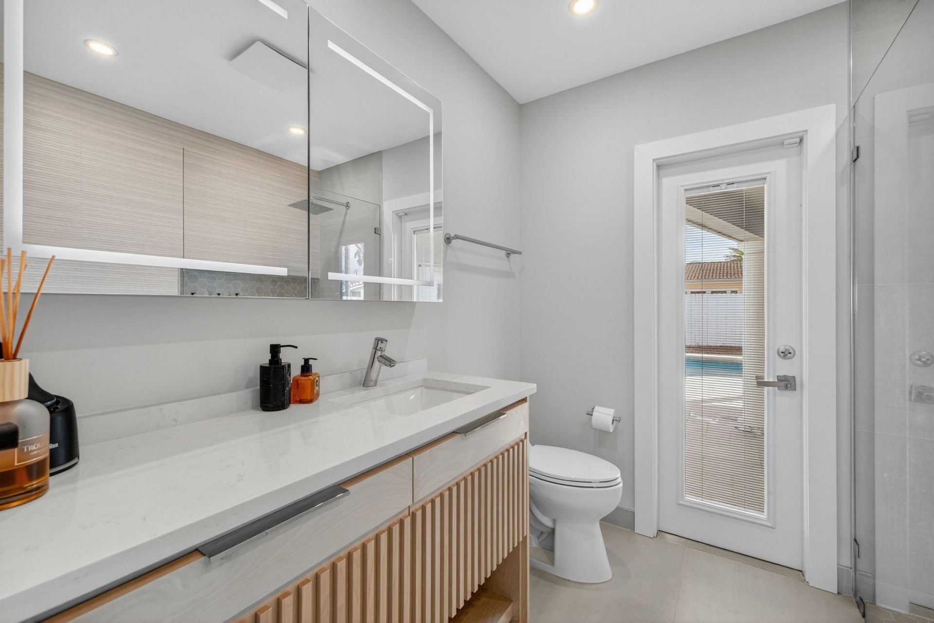 5950 NE 28th Avenue, Fort Lauderdale, FL 33308 Photo