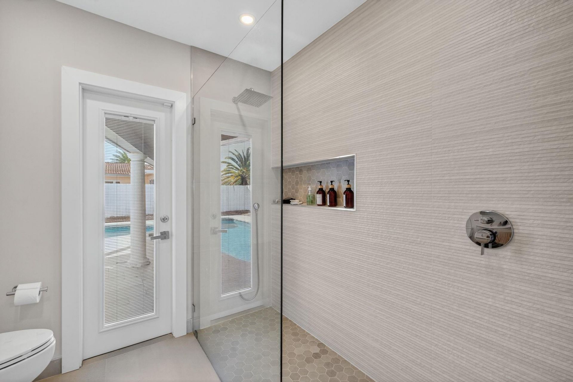 5950 NE 28th Avenue, Fort Lauderdale, FL 33308 Photo