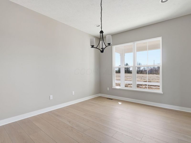 634 Alicia Kelton Drive, Delaware, OH 43015 Photo 6