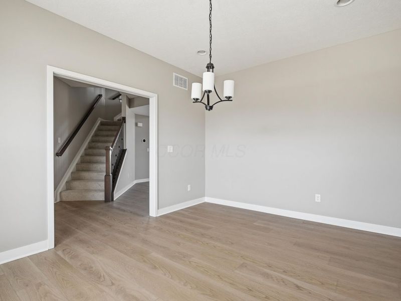 634 Alicia Kelton Drive, Delaware, OH 43015 Photo 7