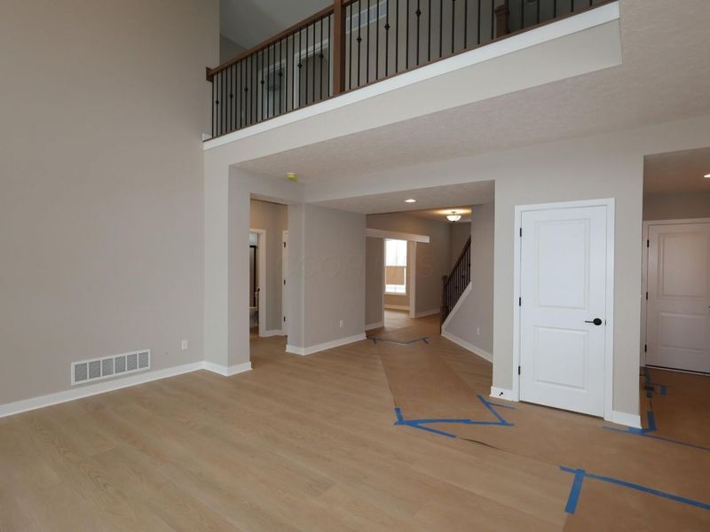 634 Alicia Kelton Drive, Delaware, OH 43015 Photo 8