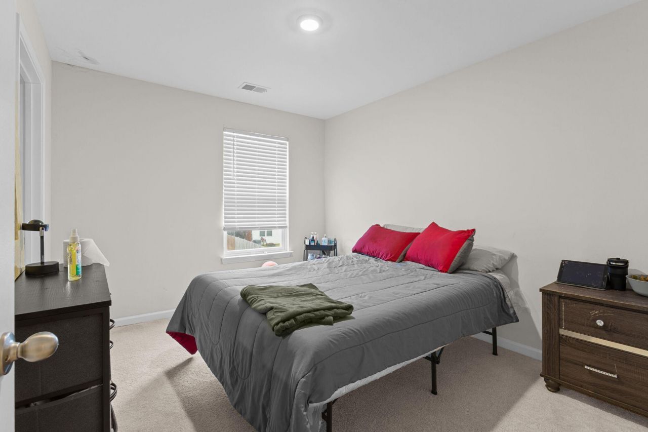 126 Lagoona Drive Photo 16