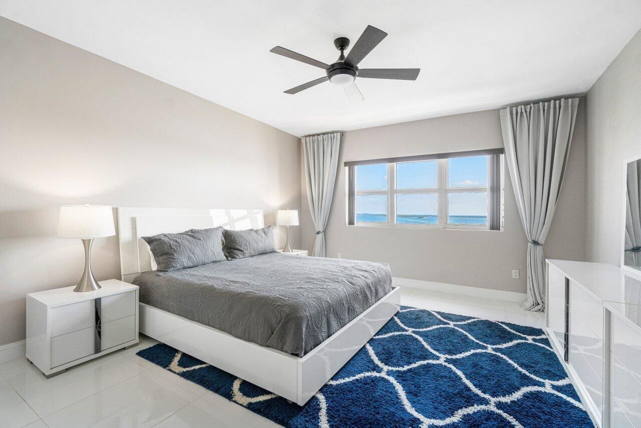 2650 Lake Shore Drive, Unit 1103, Riviera Beach, FL 33404 Photo