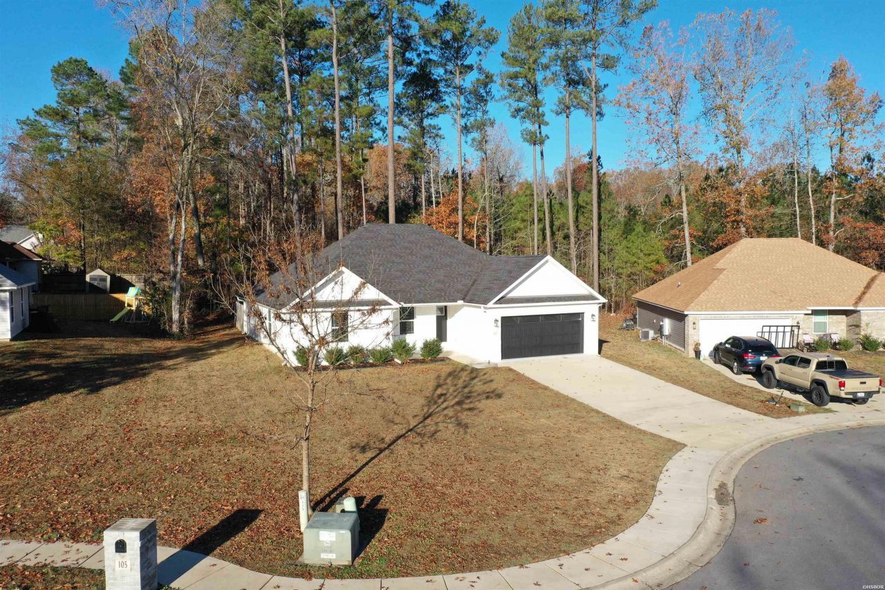 105 KAPALUA Cove Haskell, AR 72015