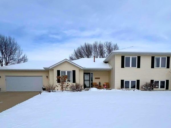 405 Thomas Drive, Eagle Lake, MN 56024